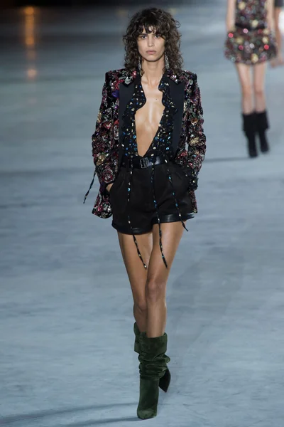 Look 6